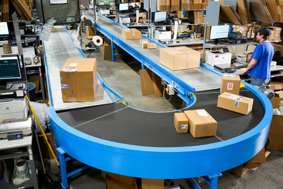 conveyor belts modern material handling 2 i2057