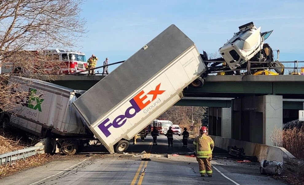 truck accident 1 i2128