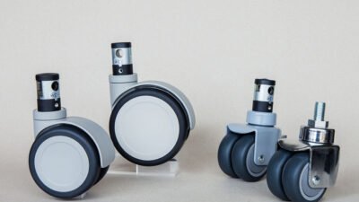 locking casters in medical equipment