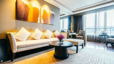 balancing aesthetics and functionality in hotel design