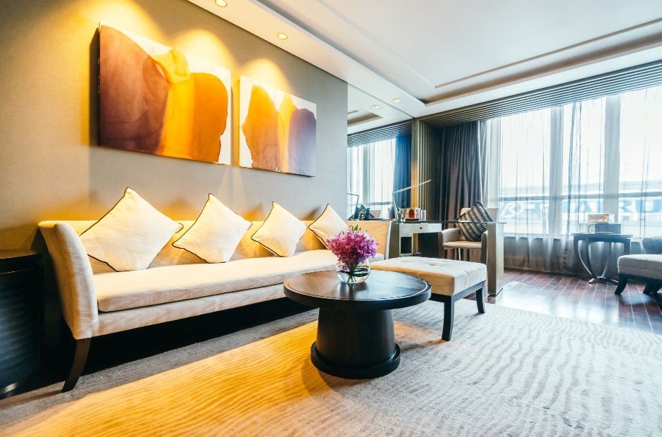 balancing aesthetics and functionality in hotel design