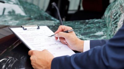 what to expect when a lawyer handles your car accident case