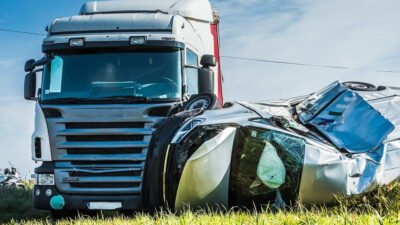 why truck accident injuries often lead to trials