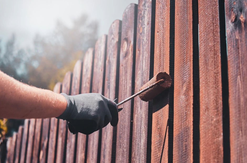 how to maintain your fence for long lasting durability