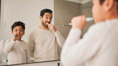 5 everyday habits that general dentists recommend for oral health