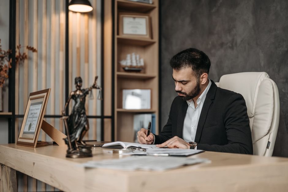 navigating the personal injury claim process after an accident 3