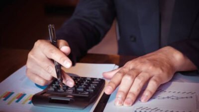 3 signs it’s time to partner with a professional accounting firm