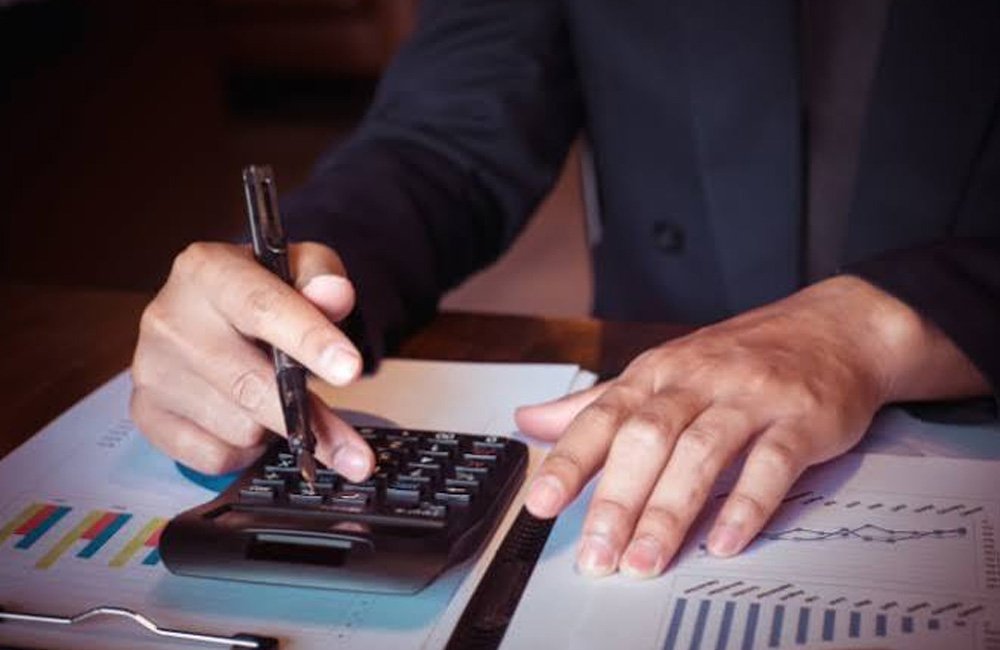 3 signs it’s time to partner with a professional accounting firm